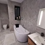 Duplex Maisonette With Heated P-pool And Jacuzzi
