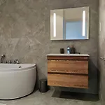 Tatil Evi Duplex Maisonette With Heated P-pool And Jacuzzi Saint Julian's