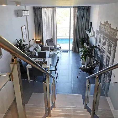 Σπίτι διακοπών Duplex Maisonette With Heated P-pool And Jacuzzi *