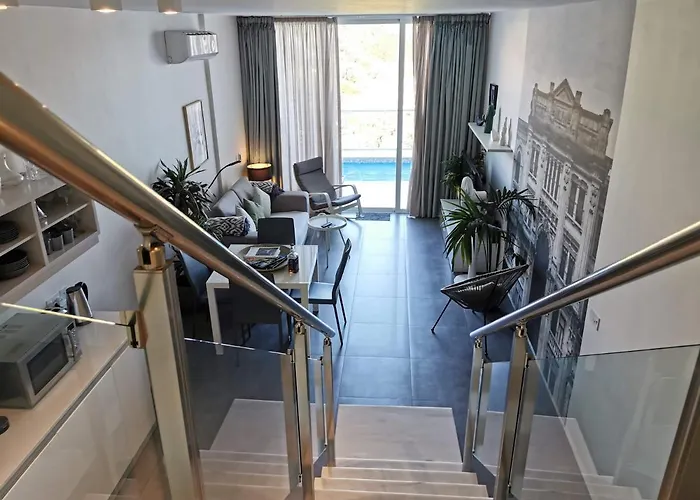 Hébergement de vacances Duplex Maisonette With Heated P-pool And Jacuzzi *